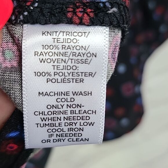 LOFT Petite Black Geo Floral Bell Sleeve Mixed Media Top Women's Blouse XSP - Picture 12 of 14